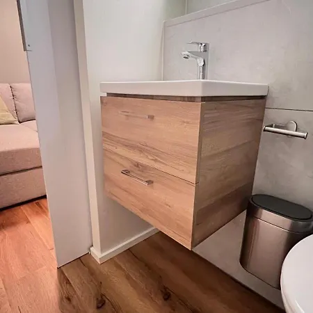 Premium Auf Ruegen - Bis 5 Personen - Nur 100m Zum Naturstrand - Mitten Im Wald - Familien Und Hunde Herzlich Willkommen - Schwalbennest Σπίτι διακοπών