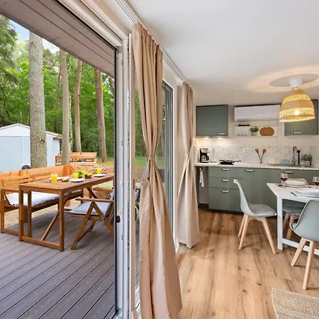 Premium Auf Ruegen - Bis 5 Personen - Nur 100m Zum Naturstrand - Mitten Im Wald - Familien Und Hunde Herzlich Willkommen - Schwalbennest Dranske