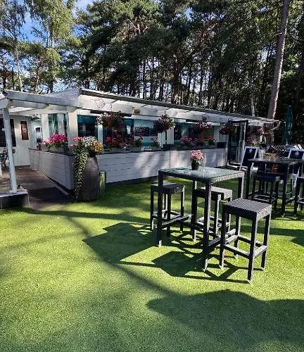 Premium Auf Ruegen - Bis 5 Personen - Nur 100m Zum Naturstrand - Mitten Im Wald - Familien Und Hunde Herzlich Willkommen - Schwalbennest * Dranske